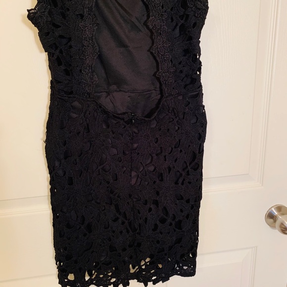 Sexy black crocheted/lace dress - Picture 5 of 8